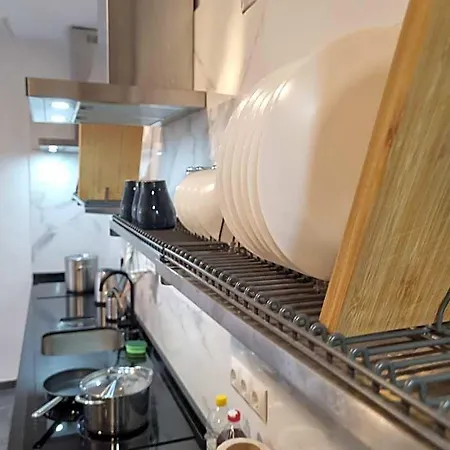 Hotel Compass House *