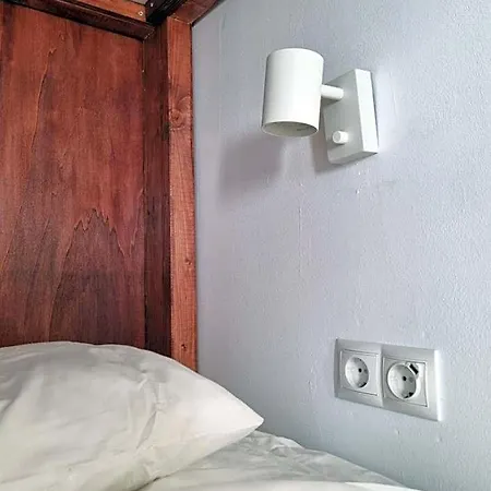 Hotel Compass House *